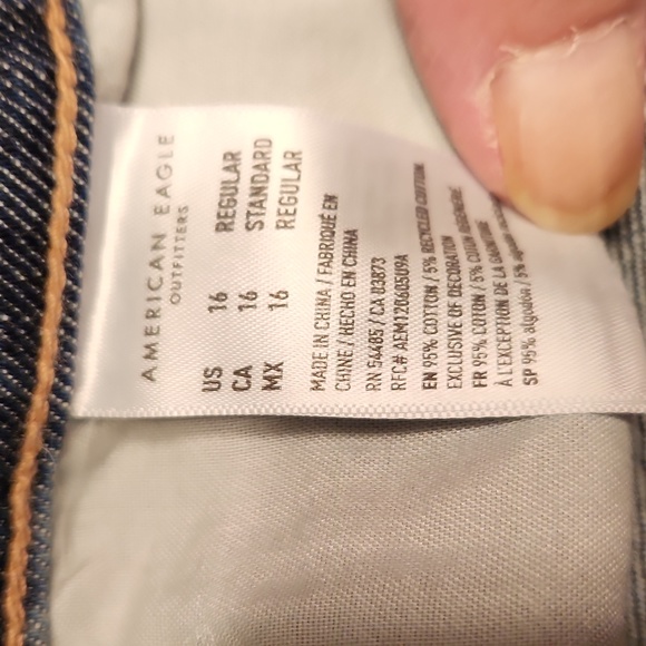 American Eagle Jeans - Picture 7 of 9